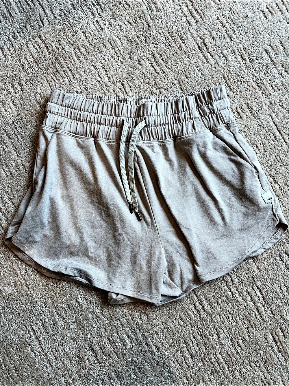 Vuori Halo Ecru Shorts